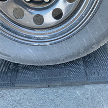 Load image into Gallery viewer, 3/4" Rubber Pads for RV jack blocks and leveling